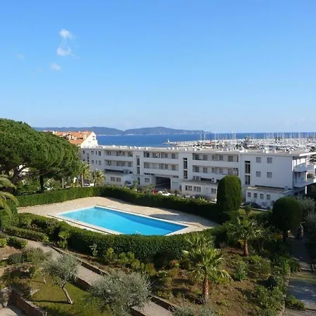 Grand T3 Avec Terrasse Et Piscine A * Cavalaire-sur-Mer