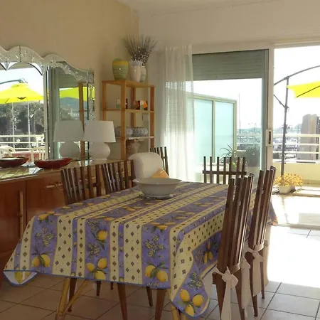 Grand T3 Avec Terrasse Et Piscine A - Fr-1-100-187 * Cavalaire-sur-Mer