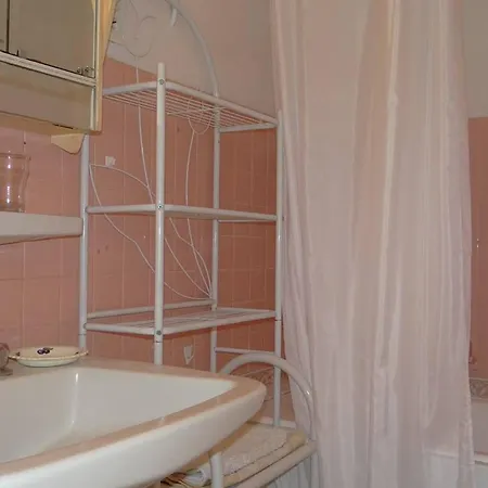 Grand T3 Avec Terrasse Et Piscine A - Fr-1-100-187